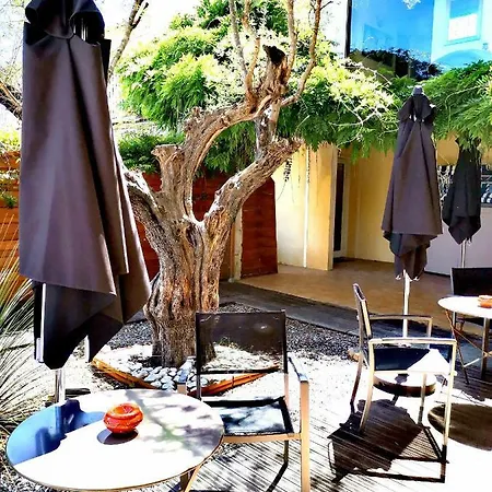 فندق مبيت وإفطار D'hotes 
